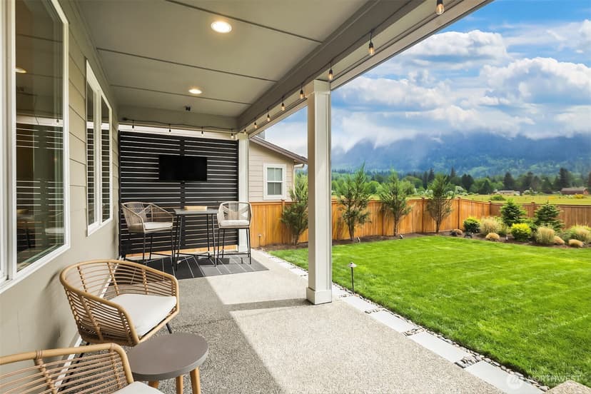 Property photo for 1503 Glacier Avenue SE, North Bend photo 34