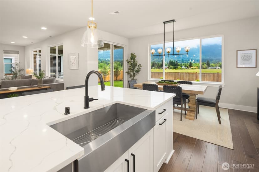 Property photo for 1503 Glacier Avenue SE, North Bend photo 12