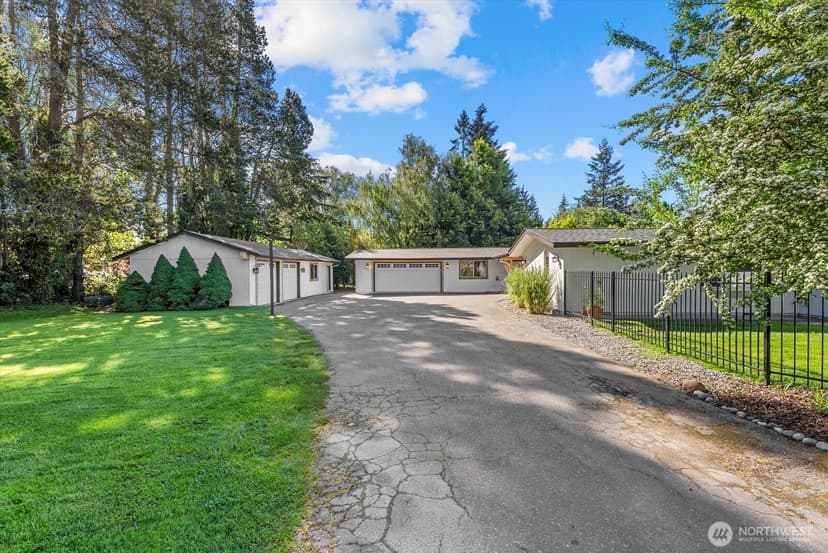 Property photo for 4621 Birch Tree Lane NW, Gig Harbor photo 2