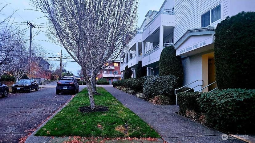 Property photo for 6300 32nd Avenue NW #C106, Seattle photo 14