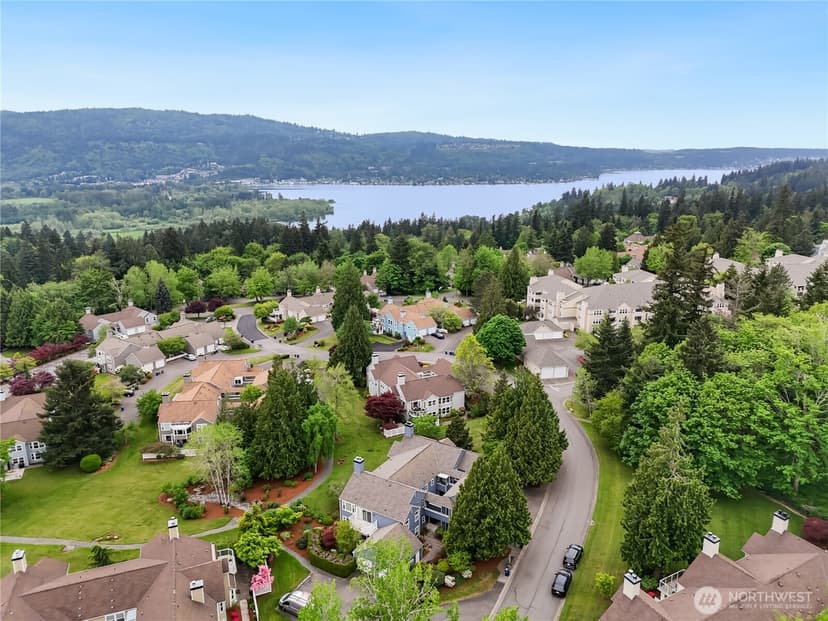 Property photo for 22471 SE 42nd Terrace #2204, Issaquah photo 6