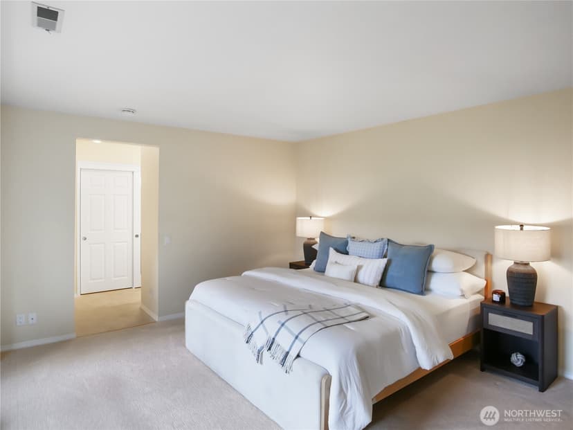 Property photo for 22471 SE 42nd Terrace #2204, Issaquah photo 15
