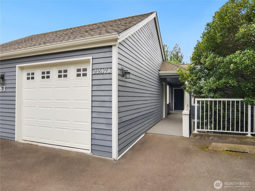 Property photo for 22471 SE 42nd Terrace #2204, Issaquah photo 34