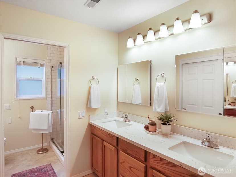 Property photo for 22471 SE 42nd Terrace #2204, Issaquah photo 21
