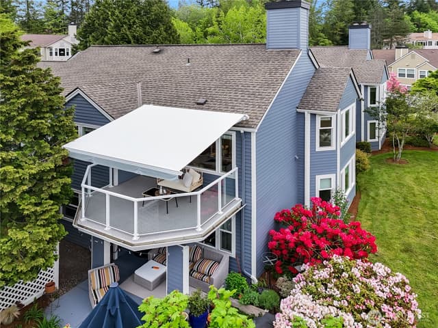 Property photo for 22471 SE 42nd Terrace #2204, Issaquah photo 2