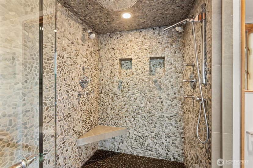 Property photo for 2506 N 38th Street, Seattle photo 23