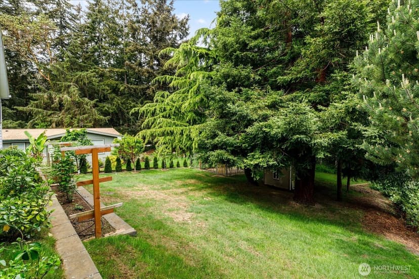 Property photo for 2705 Silver Crest Court, Langley photo 25