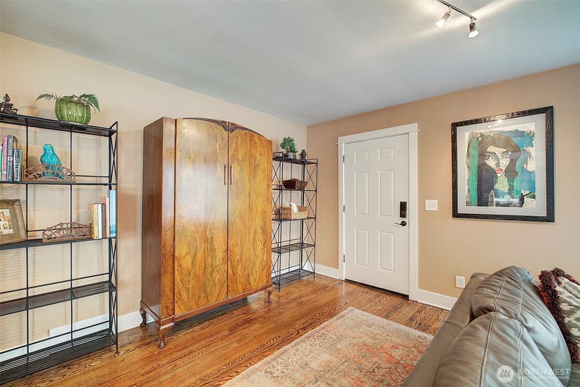 Property photo for 8451 35th Avenue SW, Seattle photo 7