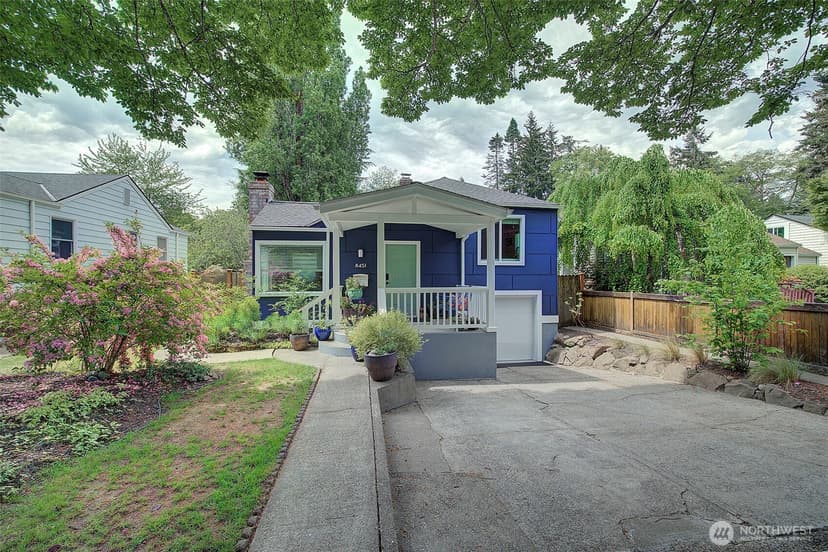 Property photo for 8451 35th Avenue SW, Seattle photo 4