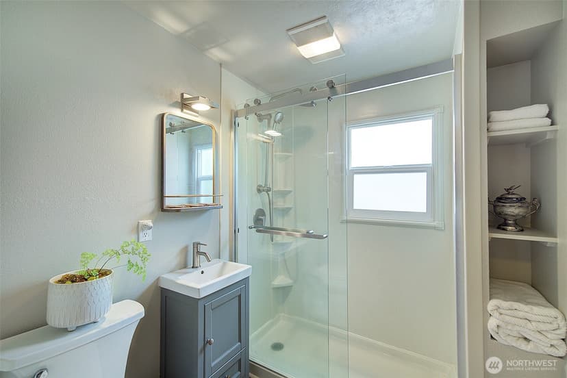 Property photo for 8451 35th Avenue SW, Seattle photo 28