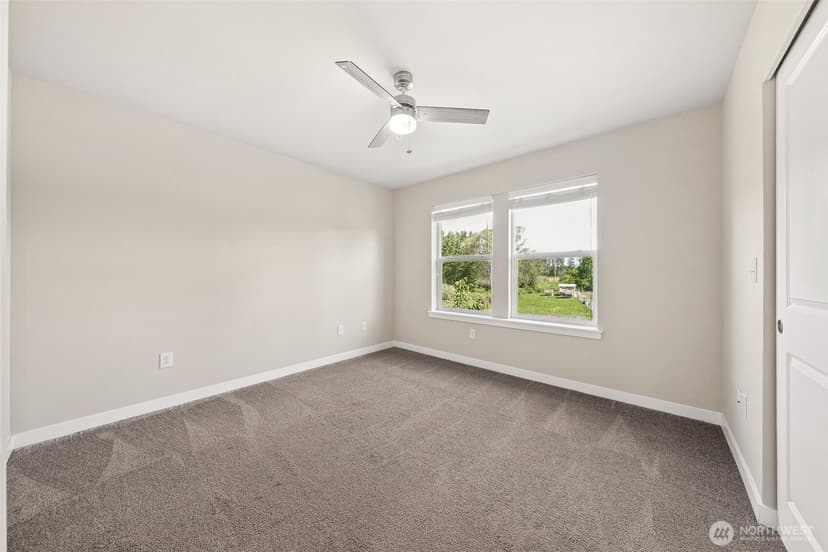 Property photo for 5311 34th Street E, Fife photo 8