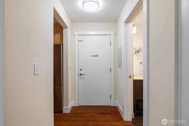 Property photo for 711 E Denny Way #206, Seattle photo 4