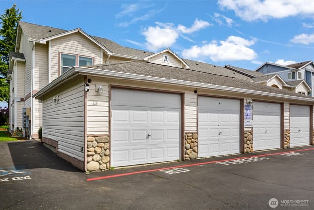 Property photo for 4827 67th Street NE #A201, Marysville photo 2