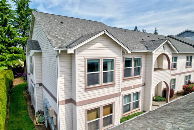 Property photo for 4827 67th Street NE #A201, Marysville photo 3