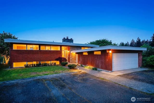 Property photo for 2512 S Raymond Street, Seattle