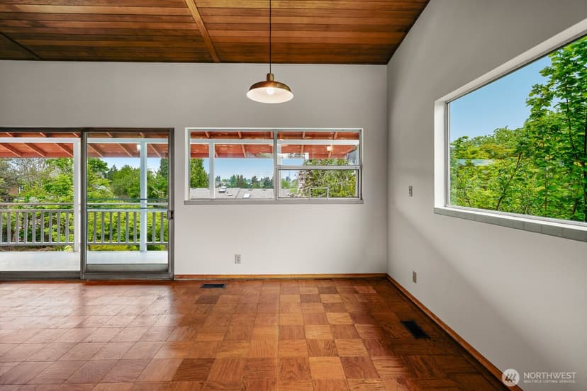 Property photo for 2512 S Raymond Street, Seattle photo 5