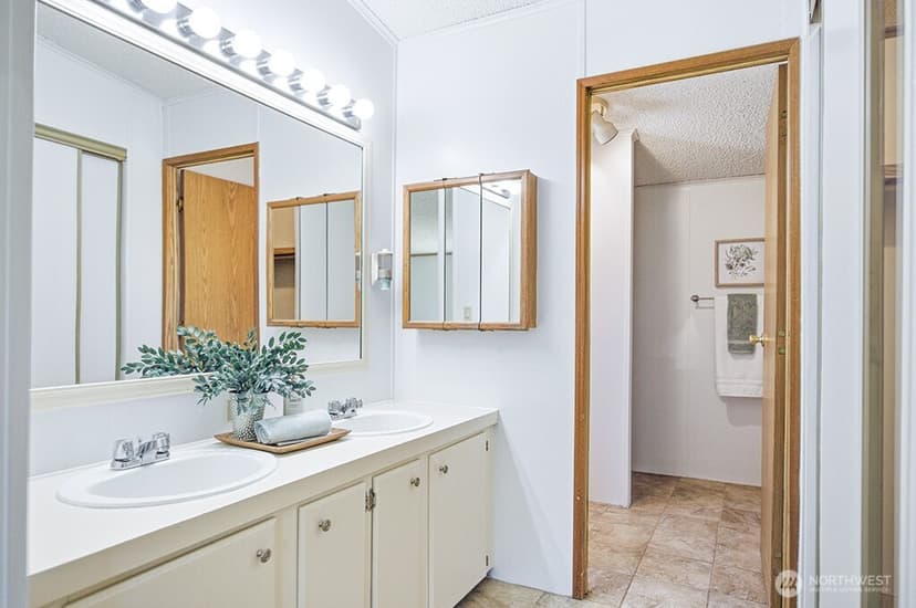 Property photo for 3444 Forest Drive NE, Bremerton photo 22