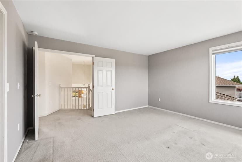 Property photo for 5131 Chinook Drive NE, Tacoma photo 21