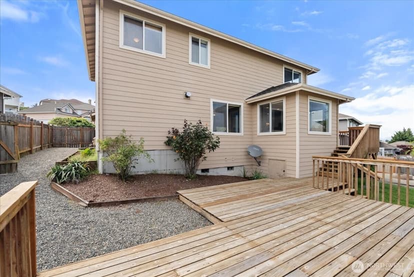 Property photo for 5131 Chinook Drive NE, Tacoma photo 32