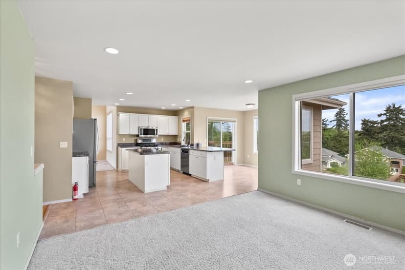 Property photo for 5131 Chinook Drive NE, Tacoma photo 16