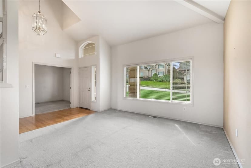 Property photo for 5131 Chinook Drive NE, Tacoma photo 4