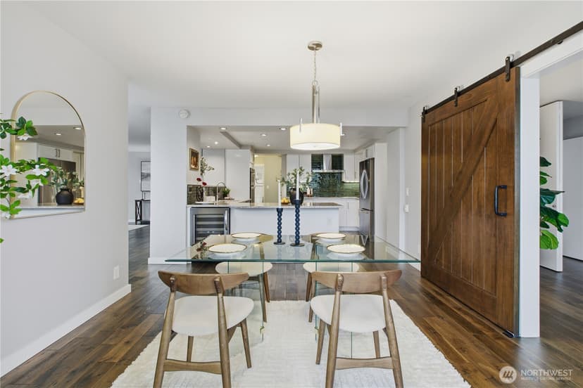 Property photo for 2100 3rd Avenue #2606, Seattle photo 15
