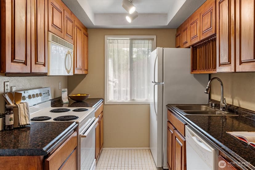 Property photo for 21303 52nd Avenue W #C-214, Mountlake Terrace photo 8