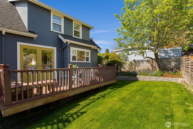 Property photo for 5708 32nd Avenue NW, Seattle photo 3