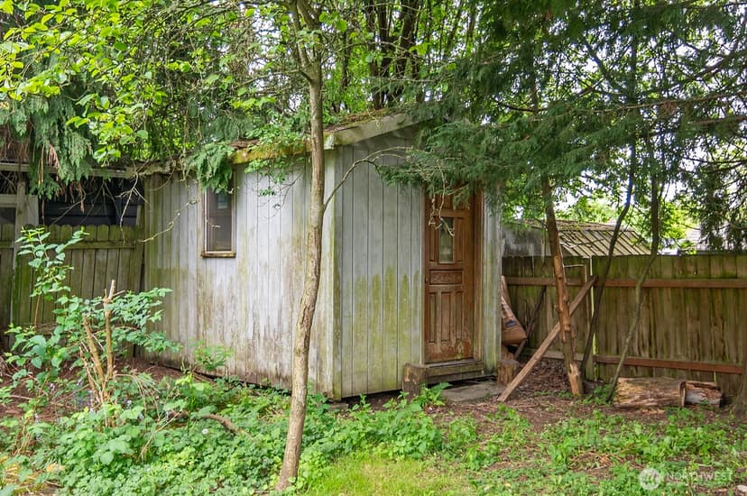 Property photo for 14019 36th Avenue NE, Seattle photo 20