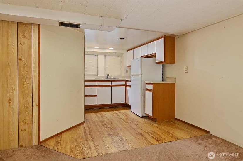 Property photo for 14019 36th Avenue NE, Seattle photo 15