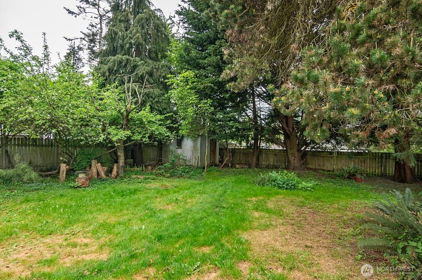 Property photo for 14019 36th Avenue NE, Seattle photo 19