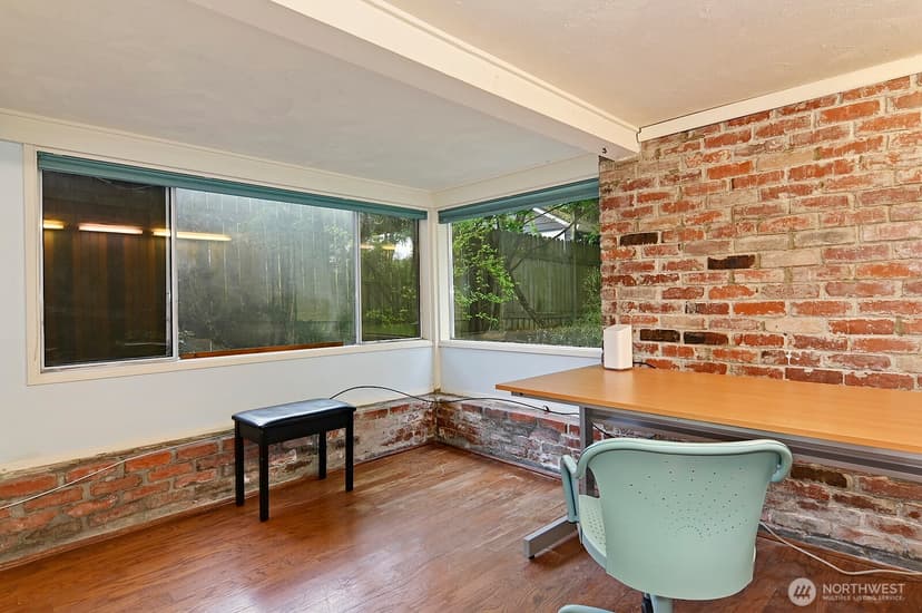 Property photo for 14019 36th Avenue NE, Seattle photo 11