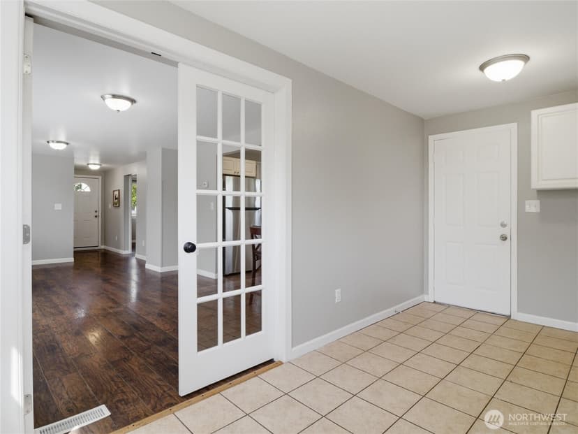 Property photo for 1025 S Prospect Street, Tacoma photo 16