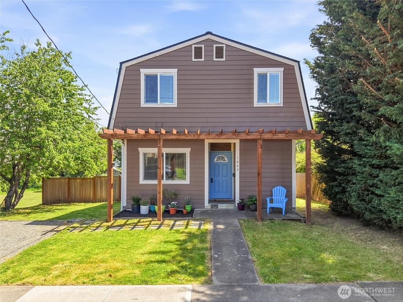Property photo for 1025 S Prospect Street, Tacoma photo 3