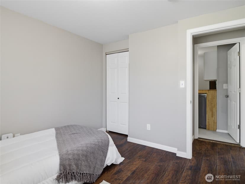 Property photo for 1025 S Prospect Street, Tacoma photo 19