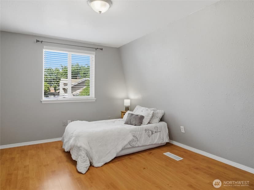 Property photo for 1025 S Prospect Street, Tacoma photo 24