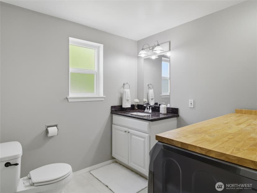 Property photo for 1025 S Prospect Street, Tacoma photo 32