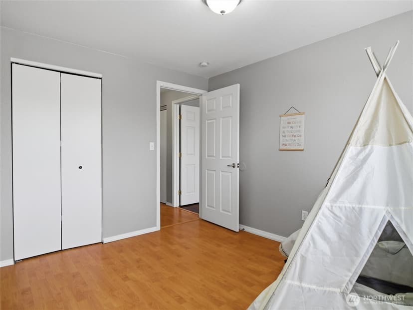 Property photo for 1025 S Prospect Street, Tacoma photo 30
