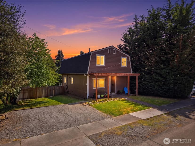 Property photo for 1025 S Prospect Street, Tacoma photo 2