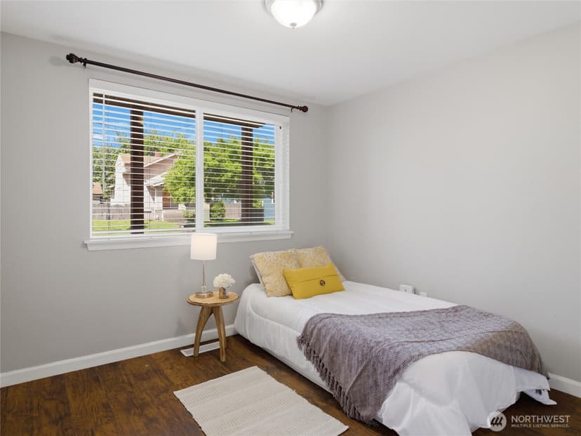 Property photo for 1025 S Prospect Street, Tacoma photo 18