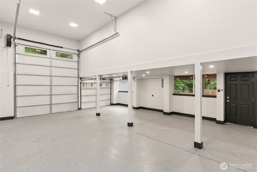 Property photo for 22518 Dorre Don Way, Maple Valley photo 35