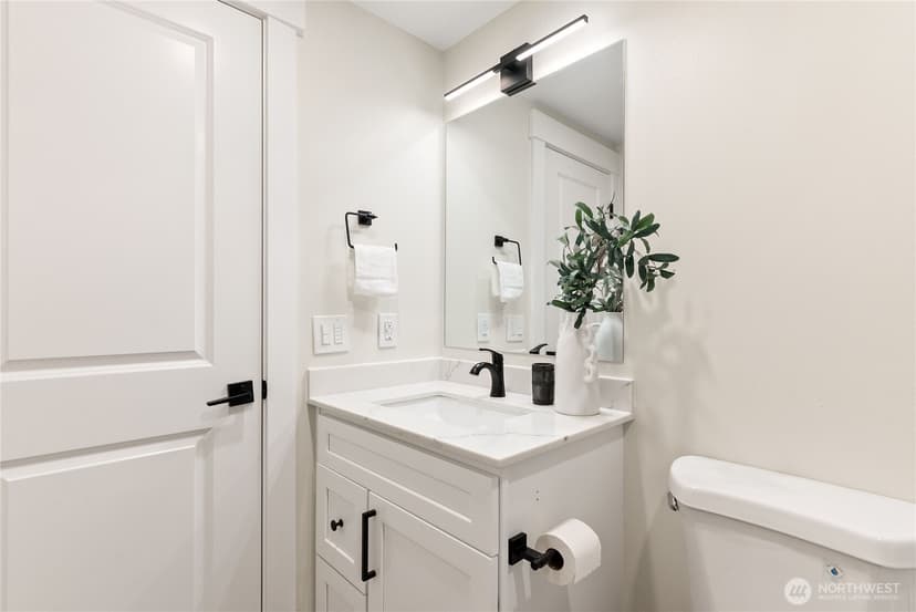 Property photo for 22518 Dorre Don Way, Maple Valley photo 24