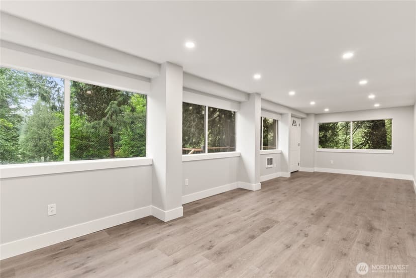 Property photo for 22518 Dorre Don Way, Maple Valley photo 39