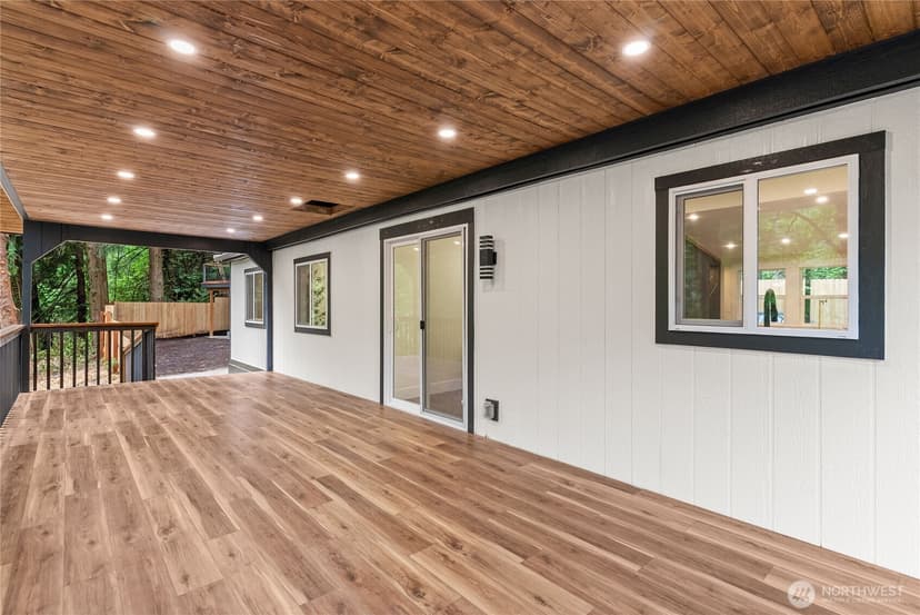 Property photo for 22518 Dorre Don Way, Maple Valley photo 23