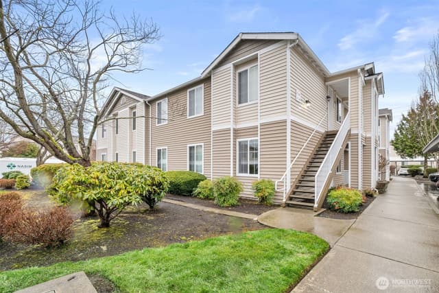 Property photo for 10015 186th Place E #111, Puyallup