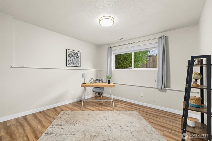Property photo for 15919 NE 84th Avenue NE, Kenmore photo 24