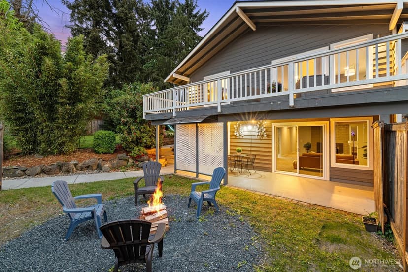 Property photo for 15919 NE 84th Avenue NE, Kenmore photo 30