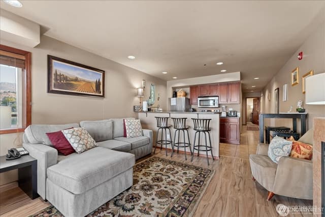 Property photo for 322 W Woodin Avenue #528, Chelan photo 5