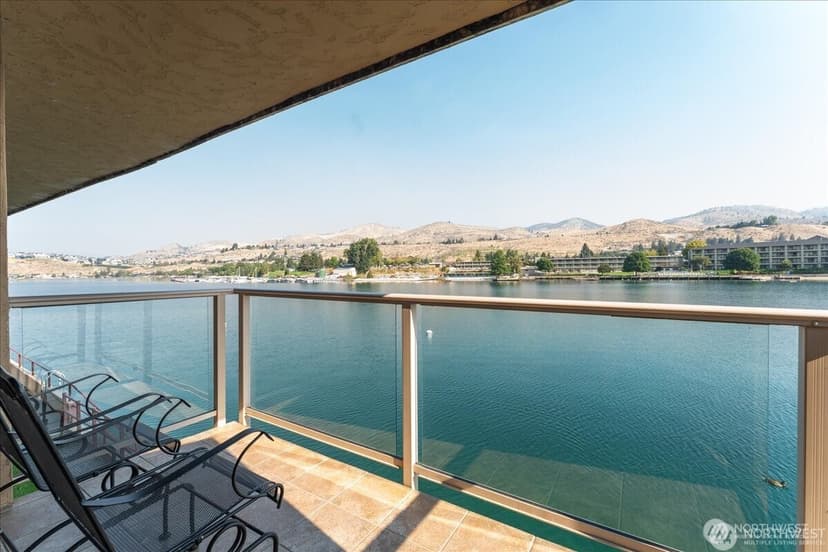 Property photo for 322 W Woodin Avenue #528, Chelan photo 17