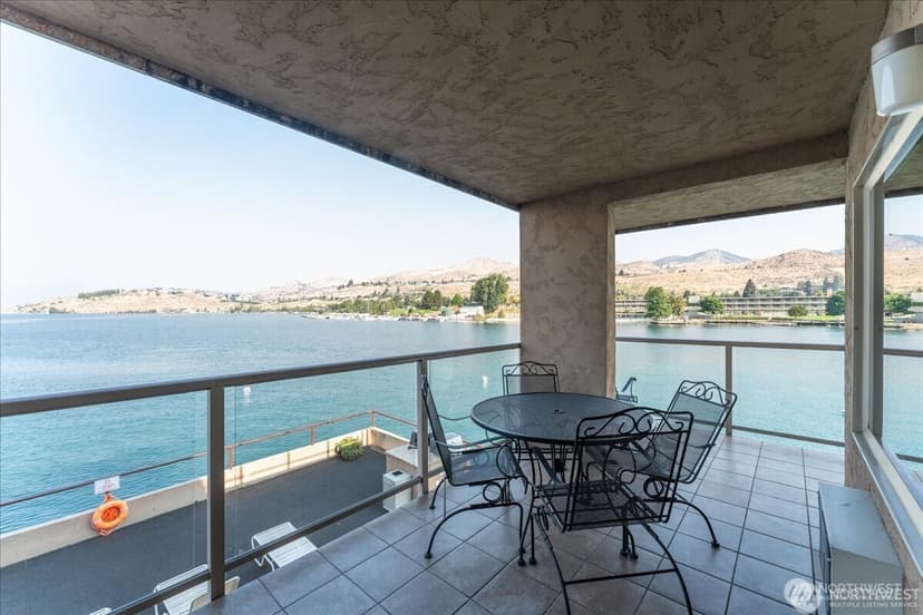 Property photo for 322 W Woodin Avenue #528, Chelan photo 23